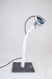 Lampe M